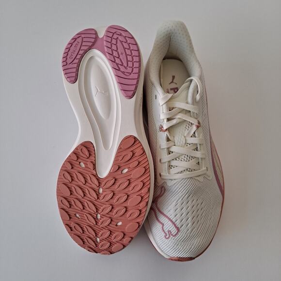 NWB Puma Darter Pro Fade Instant Running Shoes Warm White Pink Womens Size 7 - Picture 11 of 13